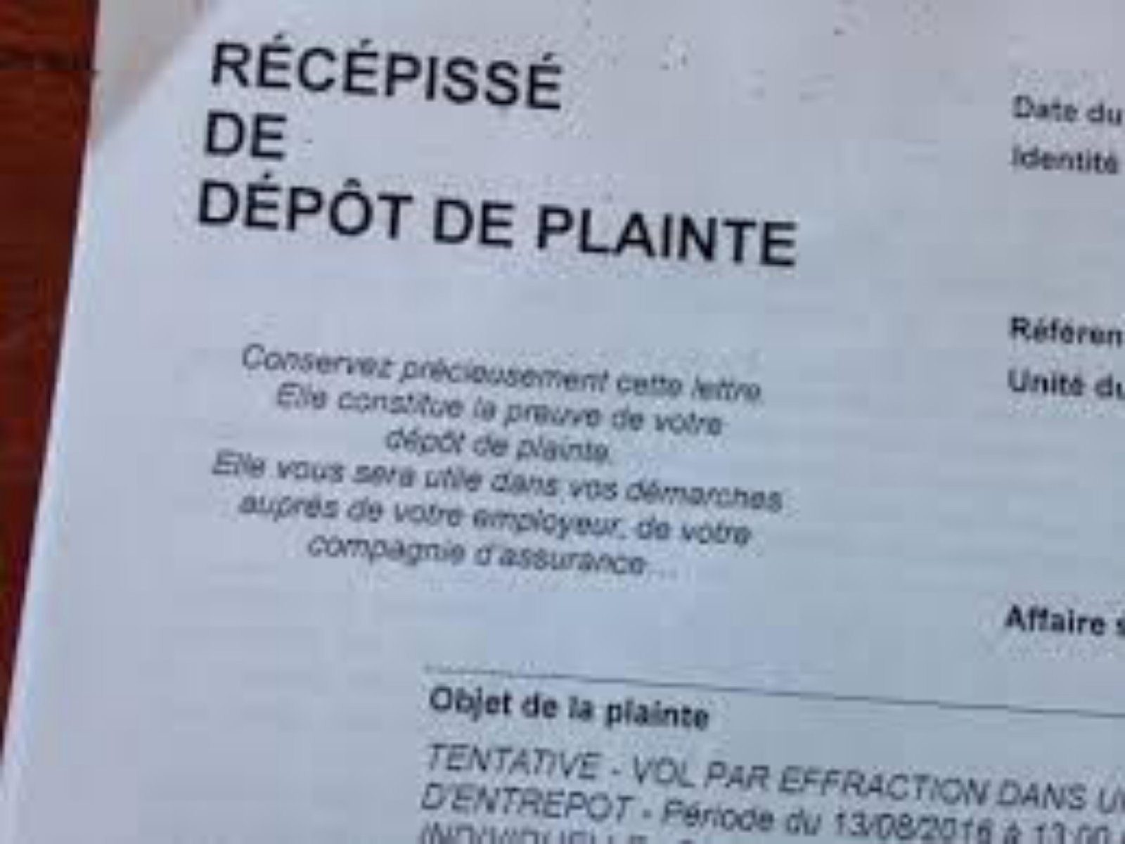 duplicata de titre de sejour vole